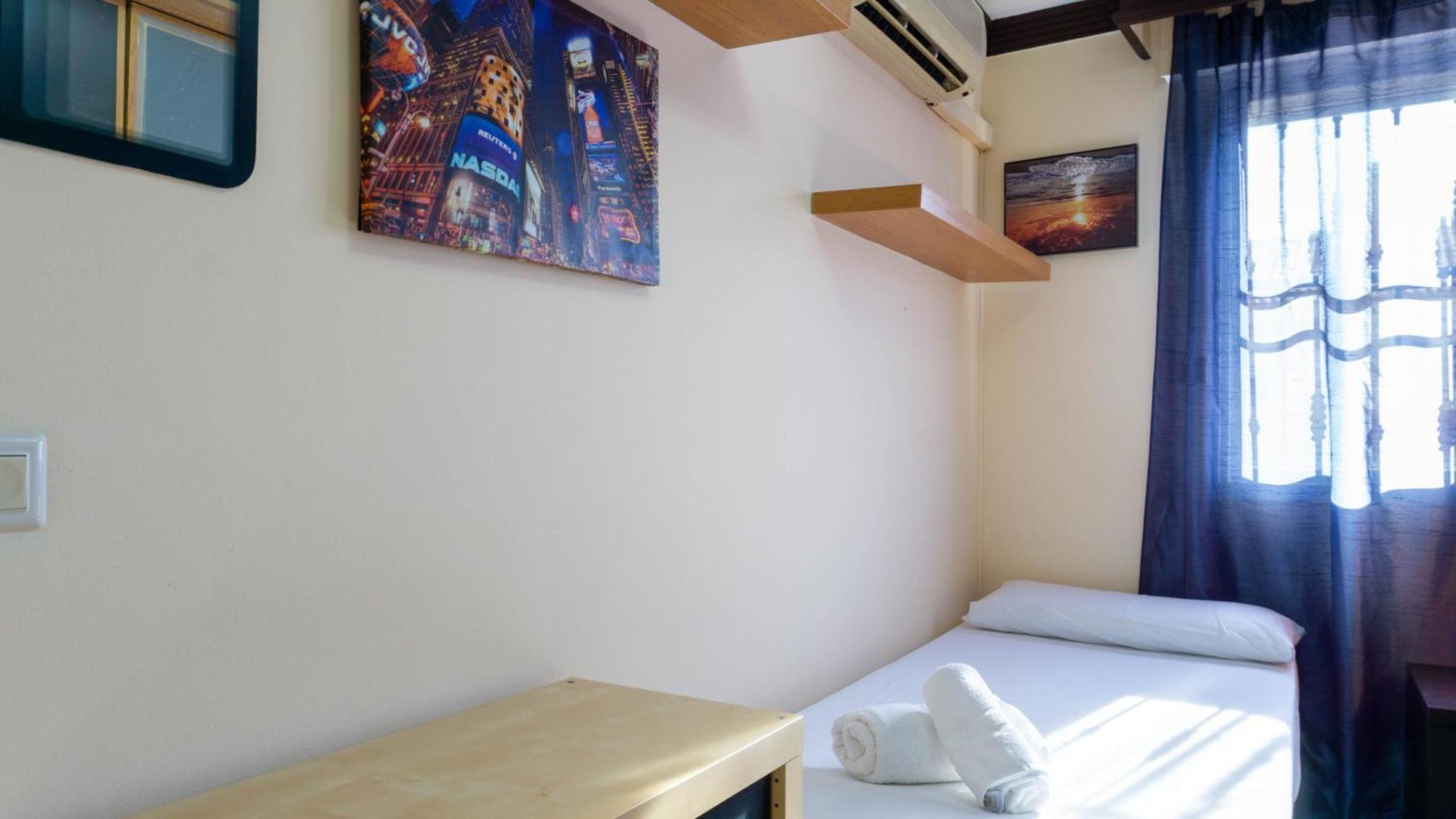 Apartment Aconte Malaga Bagian luar foto