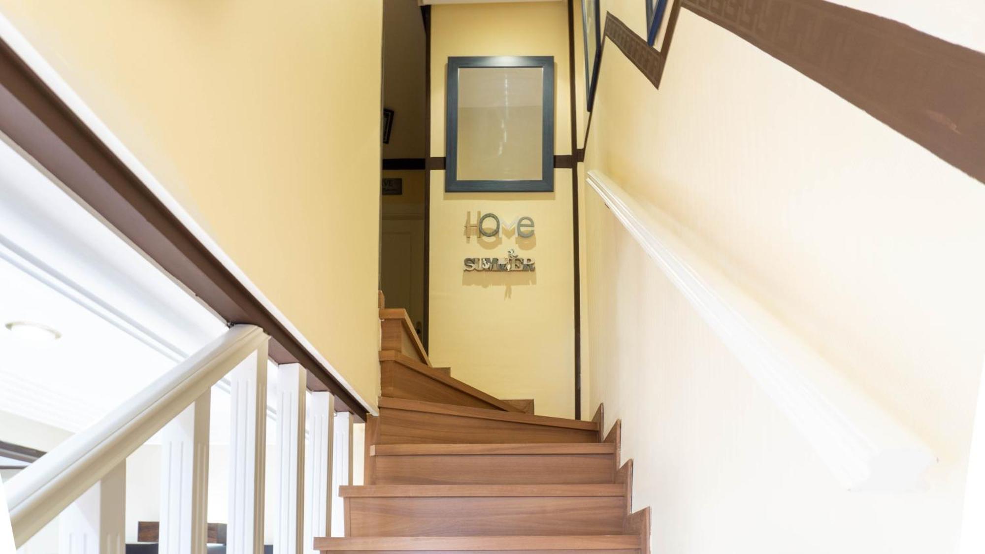 Apartment Aconte Malaga Bagian luar foto
